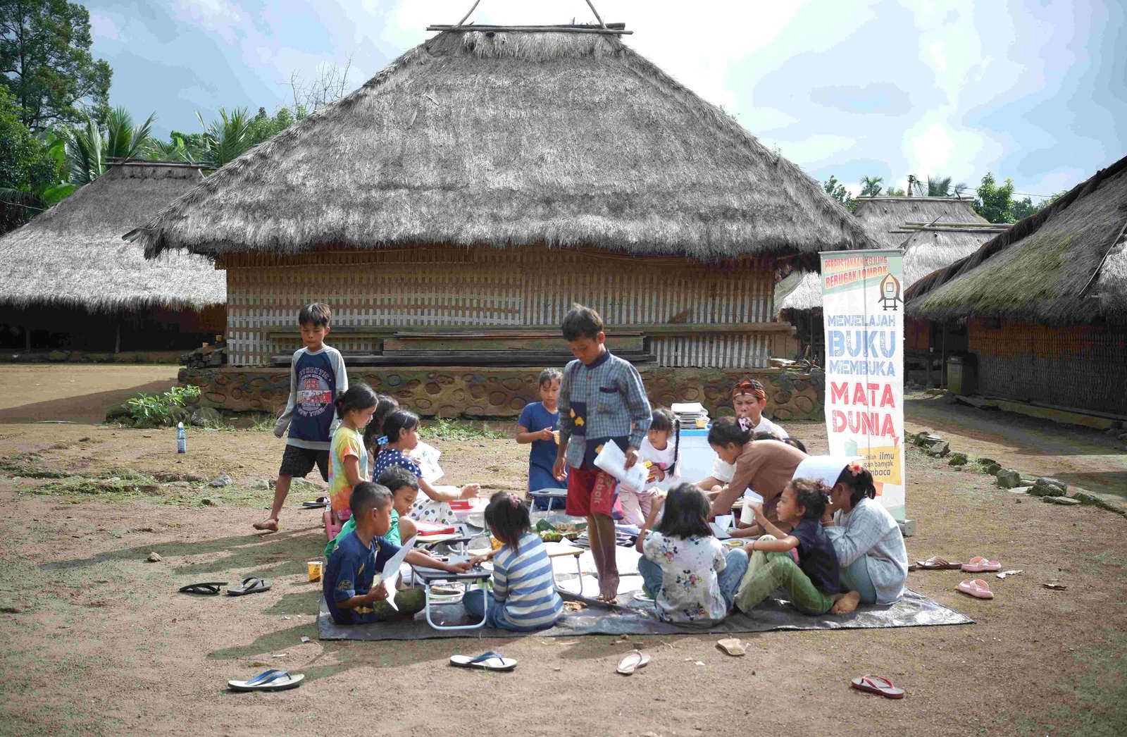 Jejak Asuddin Menggerakkan Literasi di Bayan